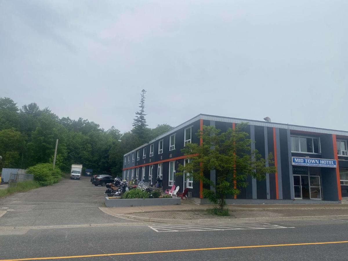 Midtown Hotel Parry Sound Exterior foto
